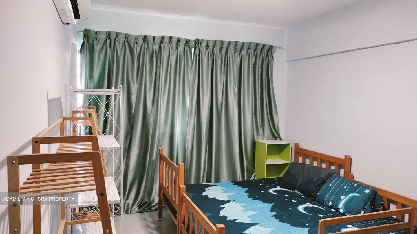 Blk 922 TAMPINES PALMSPRING (Tampines), HDB 5 Rooms #549863001